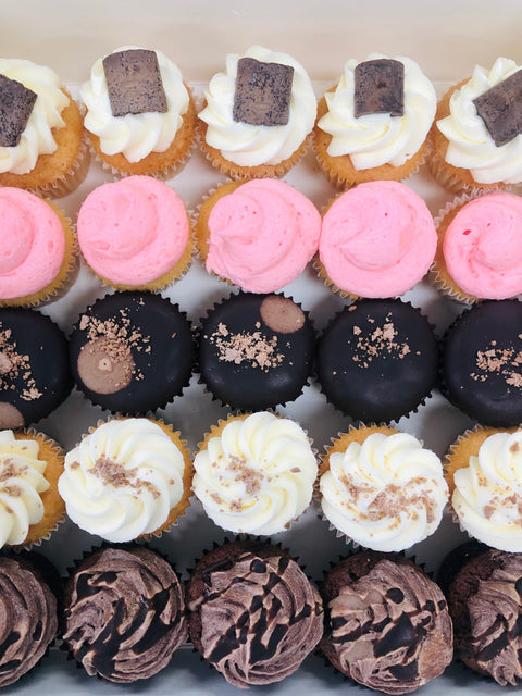 Evans Street Bakery - Assorted Mini Corporate Cupcakes GF x 25