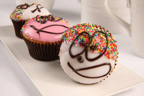 Inter Desserts - Smiley Cupcakes 7cm x 6