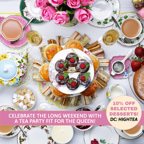 CELEBRATE THE LONG WEEKEND WITH A TEA PARTY FIT FOR THE QUEEN!👸🏼 🍰