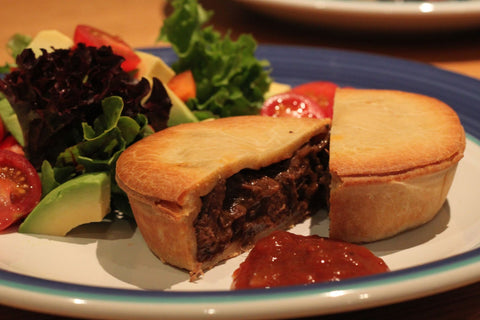 Silly Yaks - GF Lamb & Rosemary Pie (Pk 1) 190g