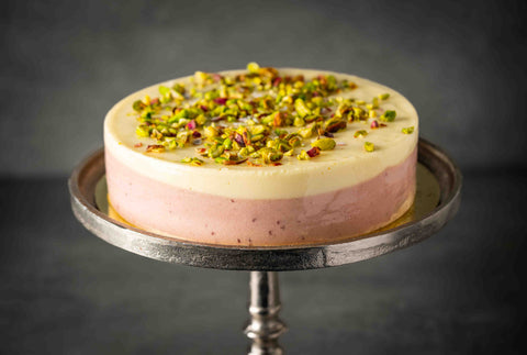 Loomas - Gluten Free Vanilla Sponge & Raspberry Cake 8"